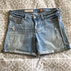 Light denim shorts